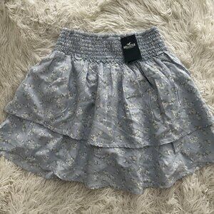 Hollister Women's Blue Ditsy Floral Mini Ruffle Skirt - Size XS